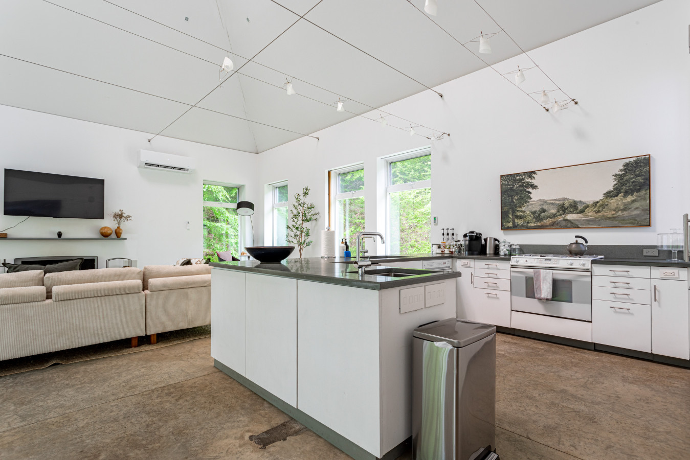 Gorgeous open floor plan with high ceilings