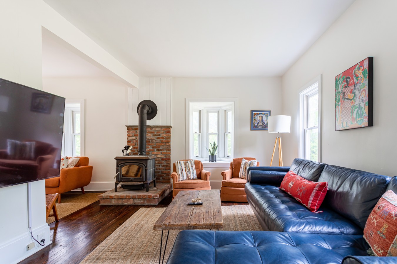 Enjoy a movie night with family and friends after a day out in the Catskills