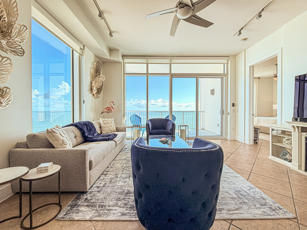 Sapphire 2404 - By GISO Vacation Rentals