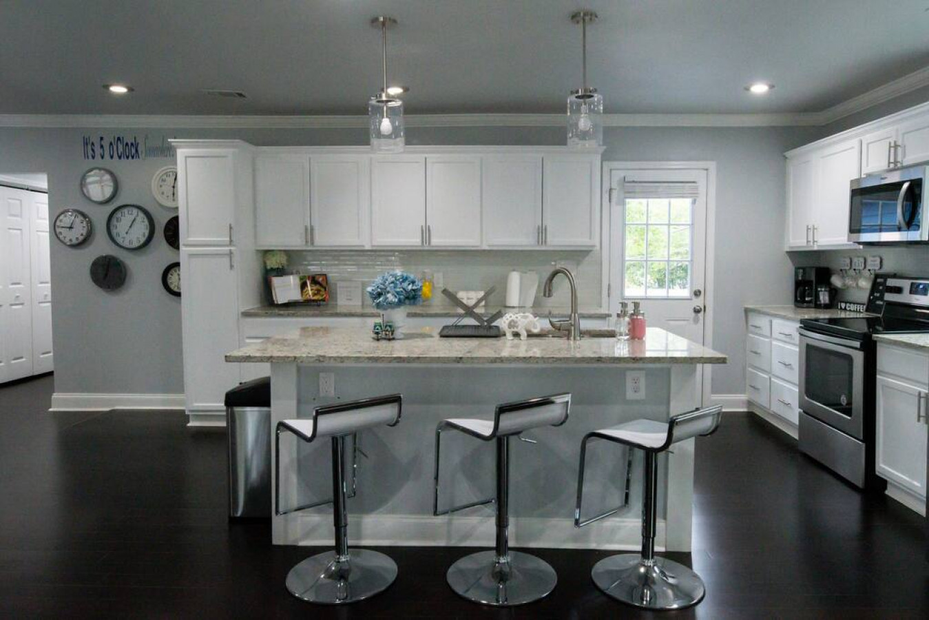 Bungalow With Private Yard, 5 Miles From Downtown! - Atlanta, GA