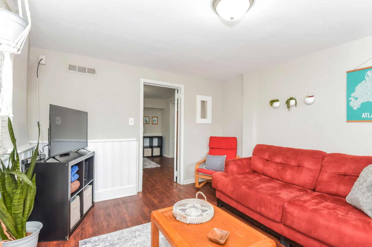 Cute, Cozy 1 Bedroom, Minutes From Grant Park - Atlanta, GA