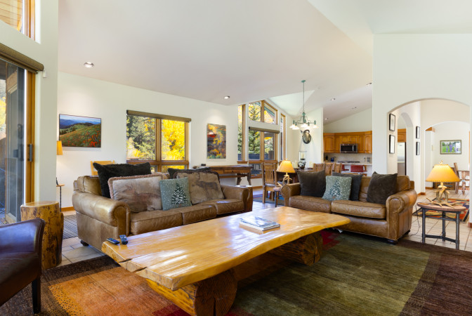 Tranquil Family Home On Gore Creek!