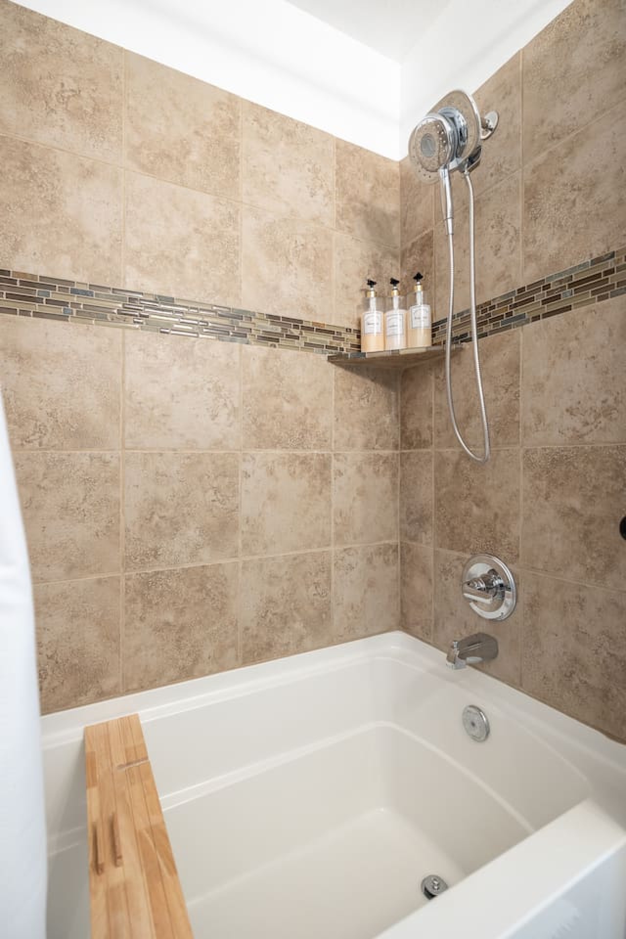 3 Bed 2 Bath, Golf Course and Fully Fenced Yard! — photo 35