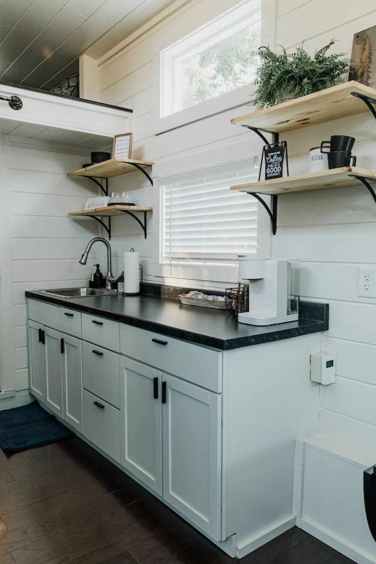 Great countertop area for preparing tiny home meals and snacks during your stay!