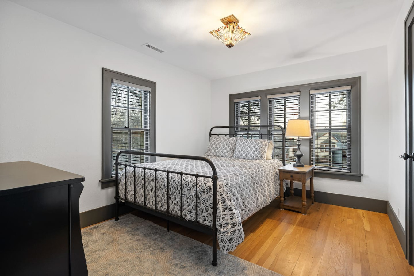 No Airbnb Fees! Cleaning Fee Only 2bedroomdowntown - Rapid City, SD