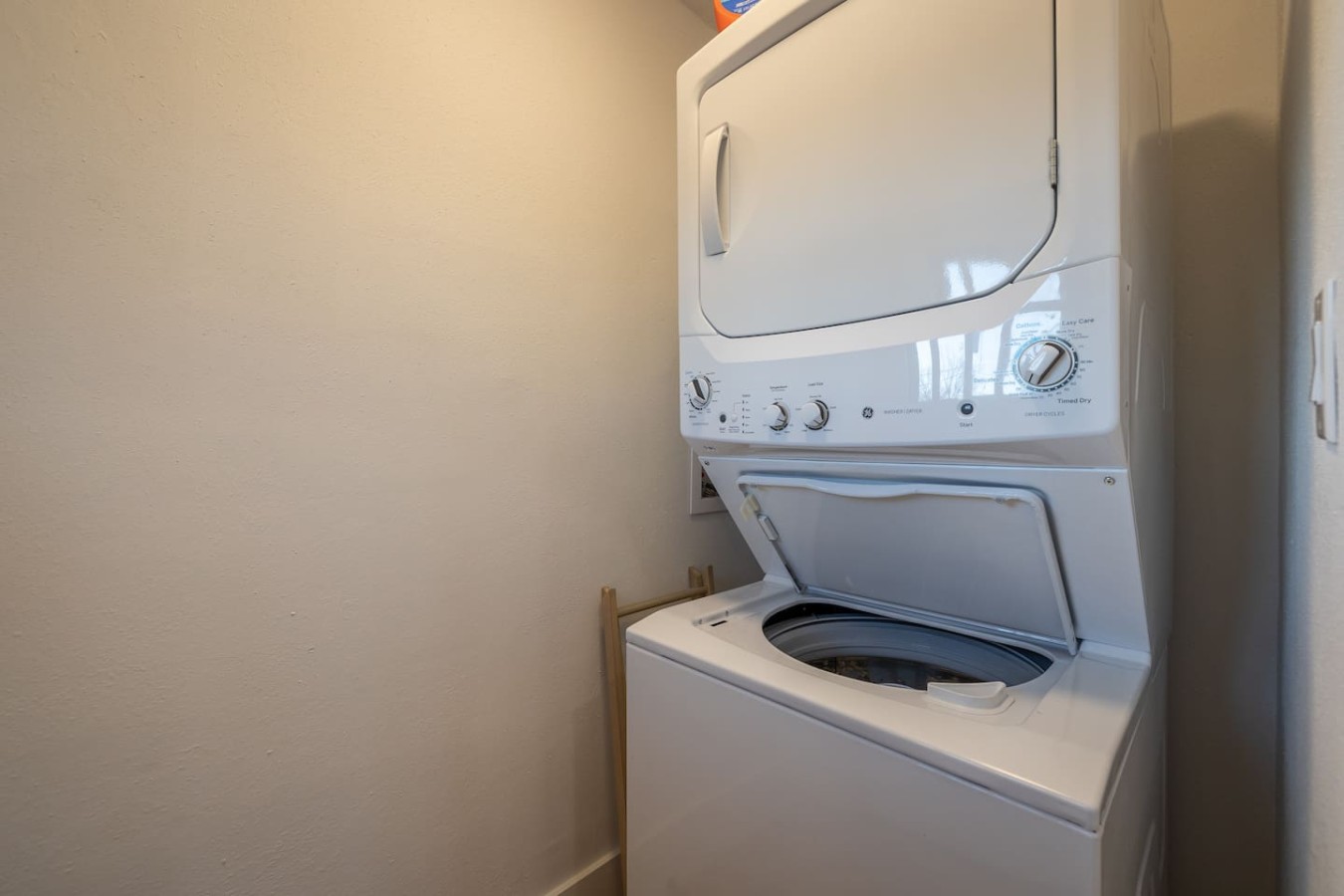 No airbnb fees! Cleaning fee only 2bedroomDowntown — photo 17