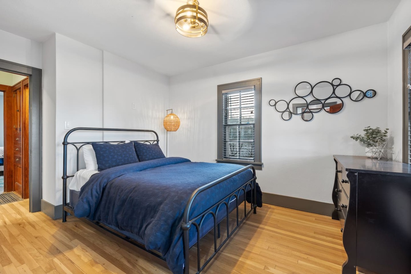 Downtown, 2bedroom, 2 bath, Beautiful Apartment! — photo 13