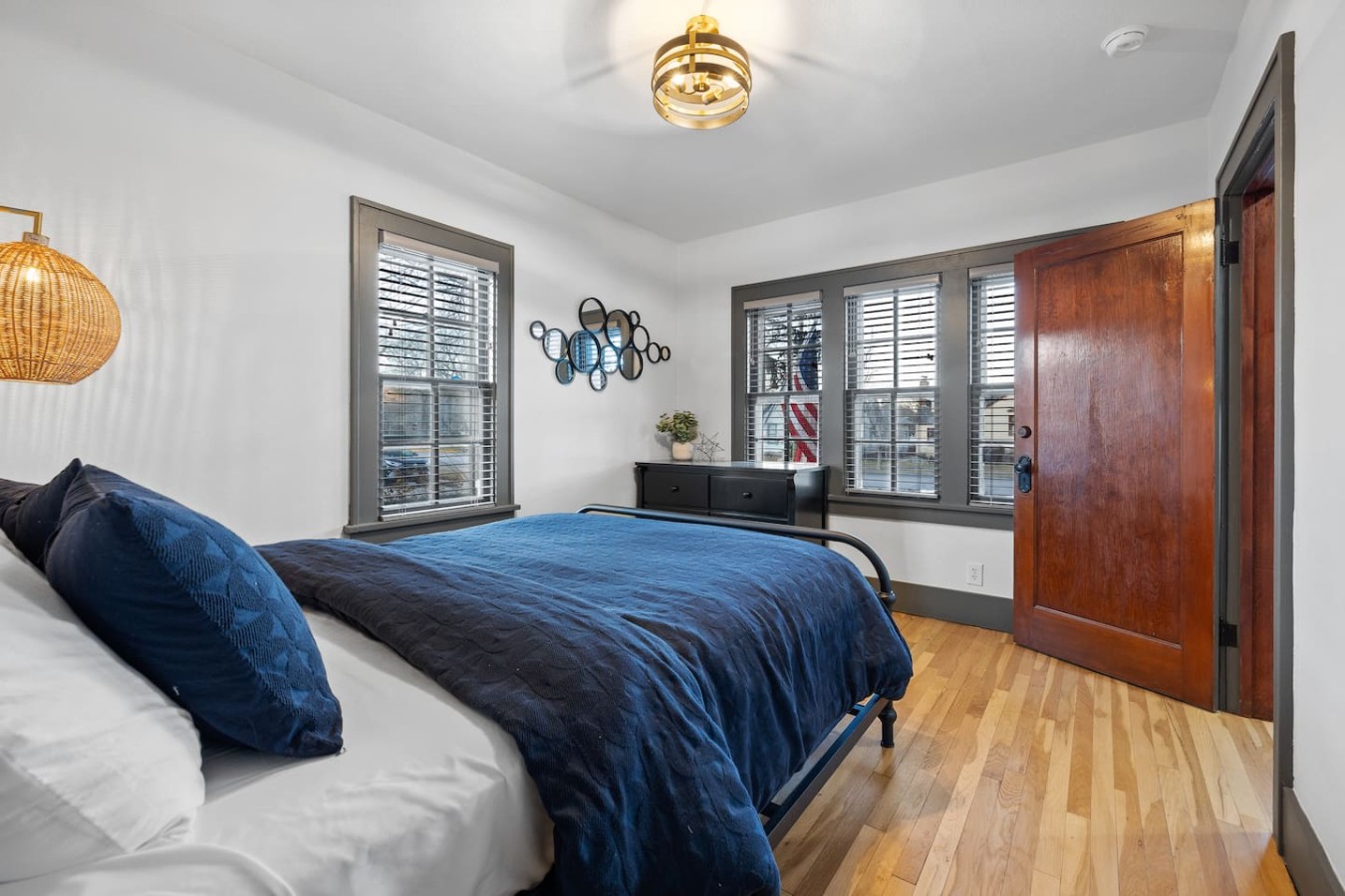 Downtown, 2bedroom, 2 bath, Beautiful Apartment! — photo 12