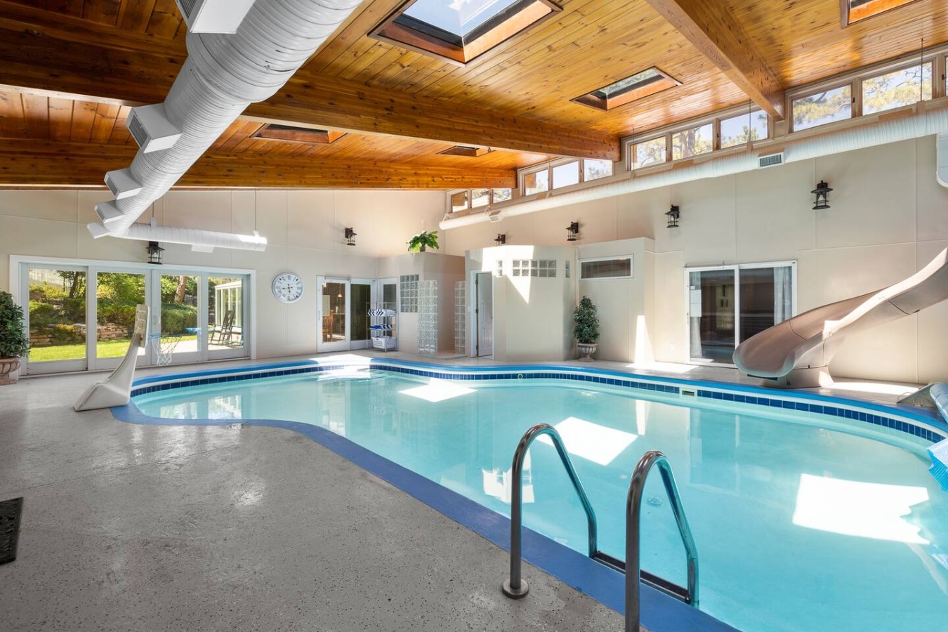 lNDOOR POOL! The FUN house — photo 36
