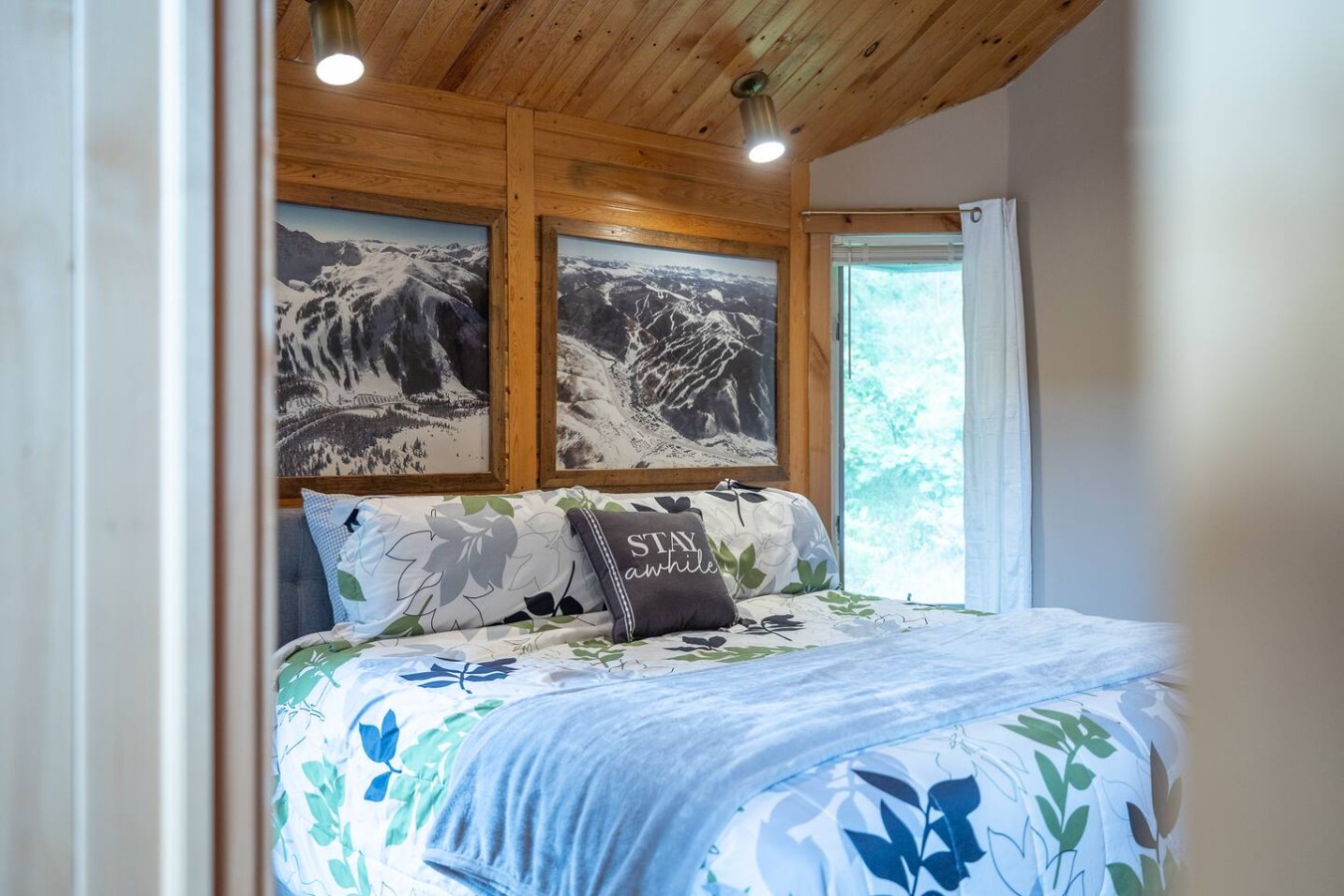 Peaceful Forest Park Lodge — photo 12