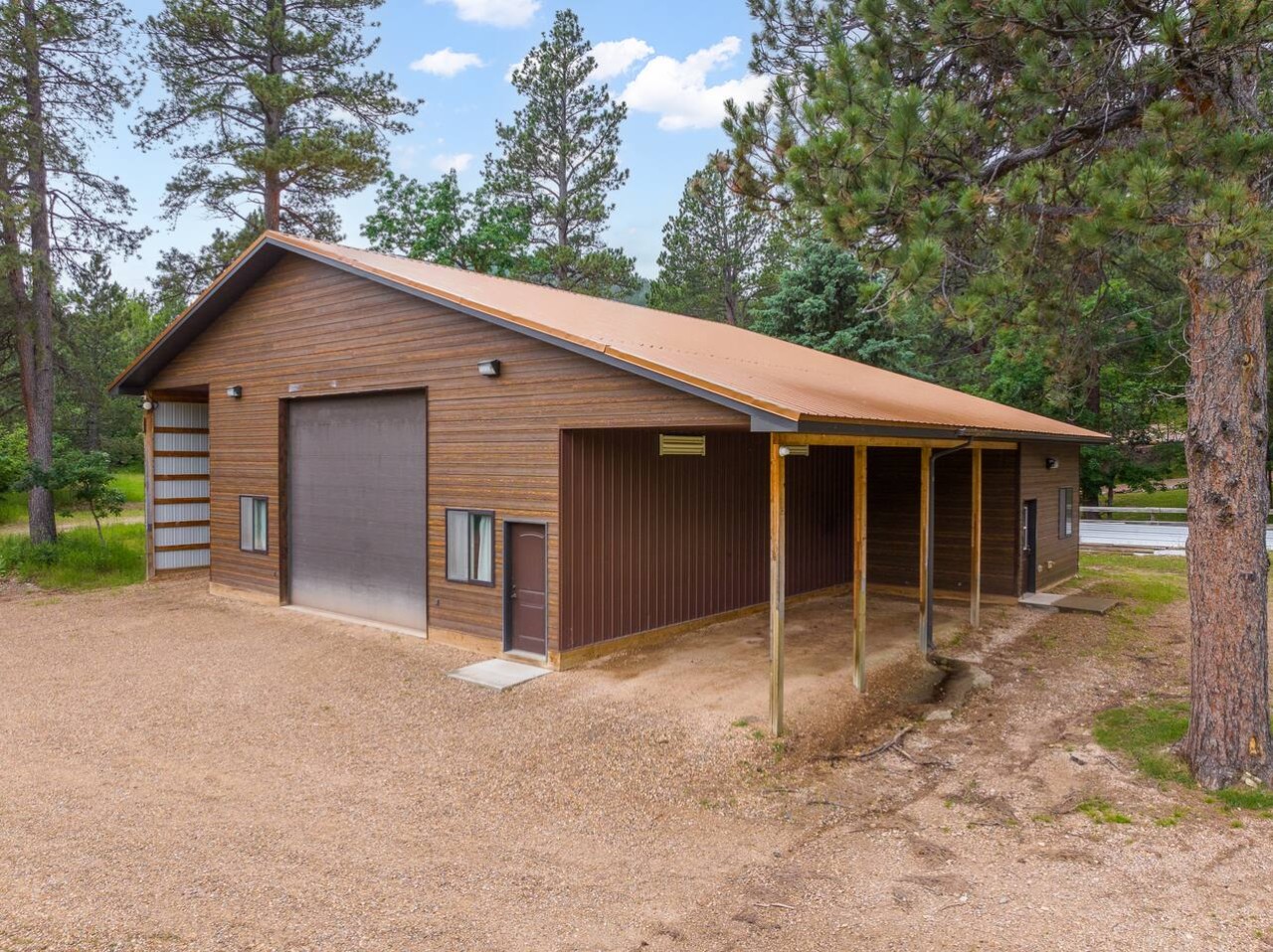 Peaceful Forest Park Lodge — photo 48
