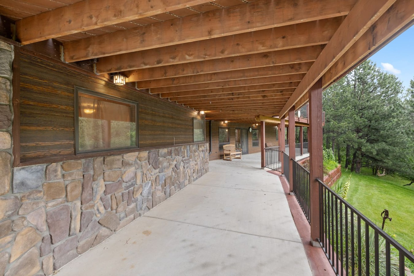 Peaceful Forest Park Lodge — photo 47