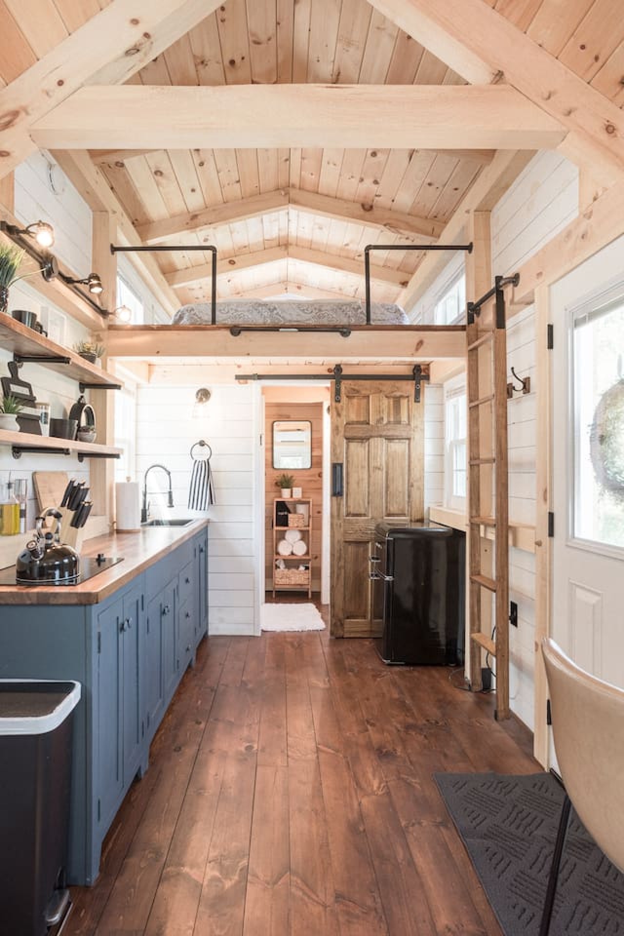 Tiny Timber- Stunning Tiny House — photo 2