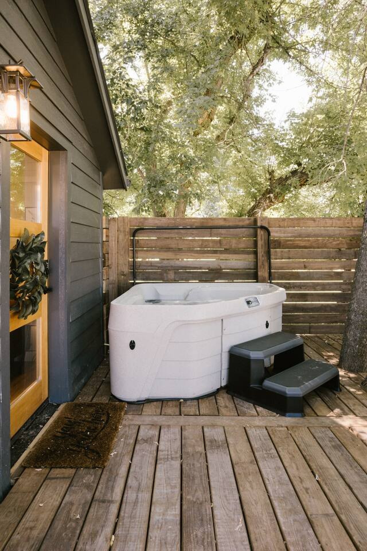 Beautiful Getaway with Hot Tub — photo 4