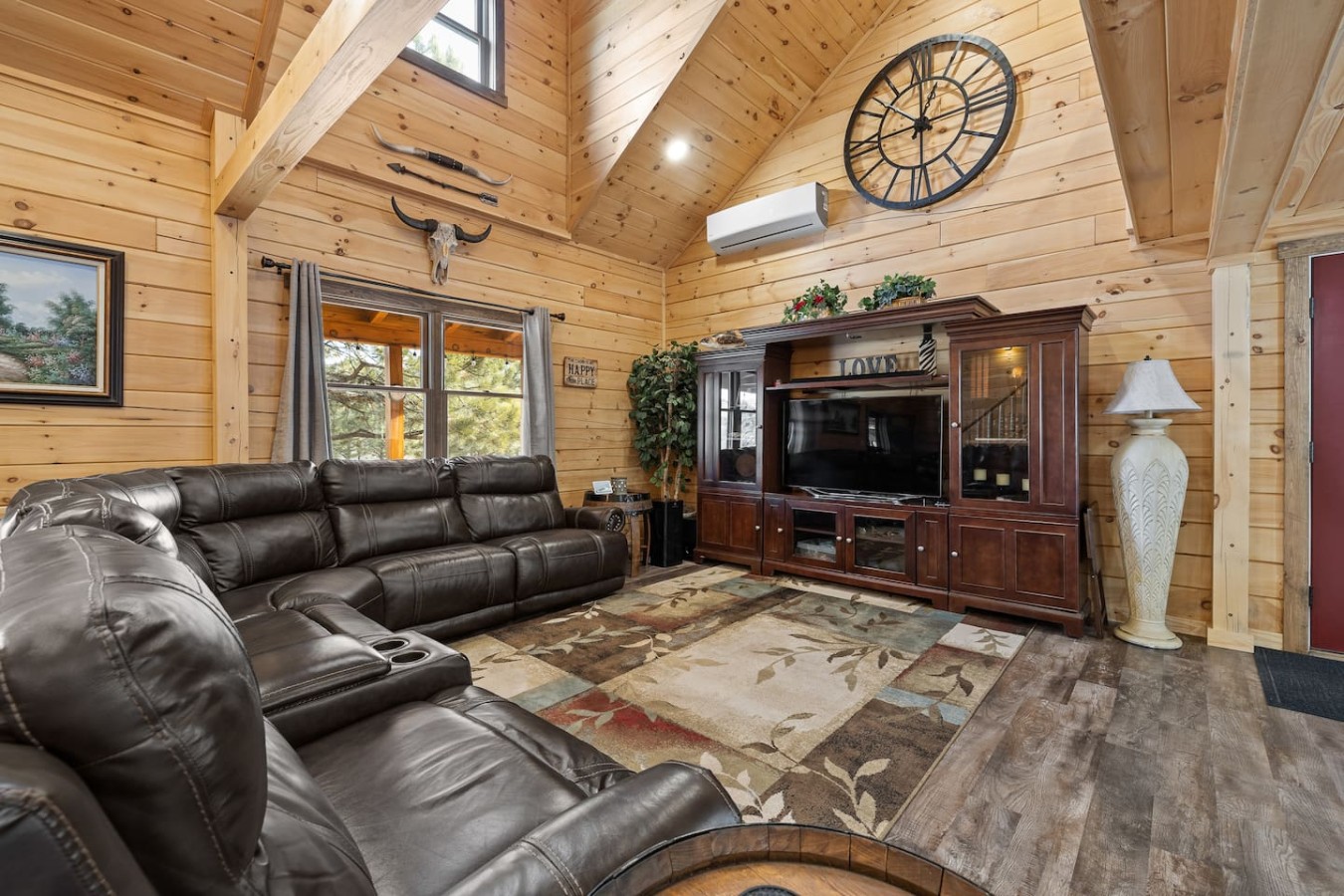 East Pines :Modern Cabin in nature