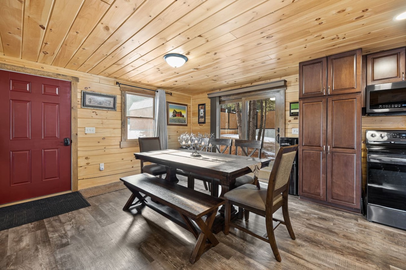 East Pines :Modern Cabin in nature — photo 3