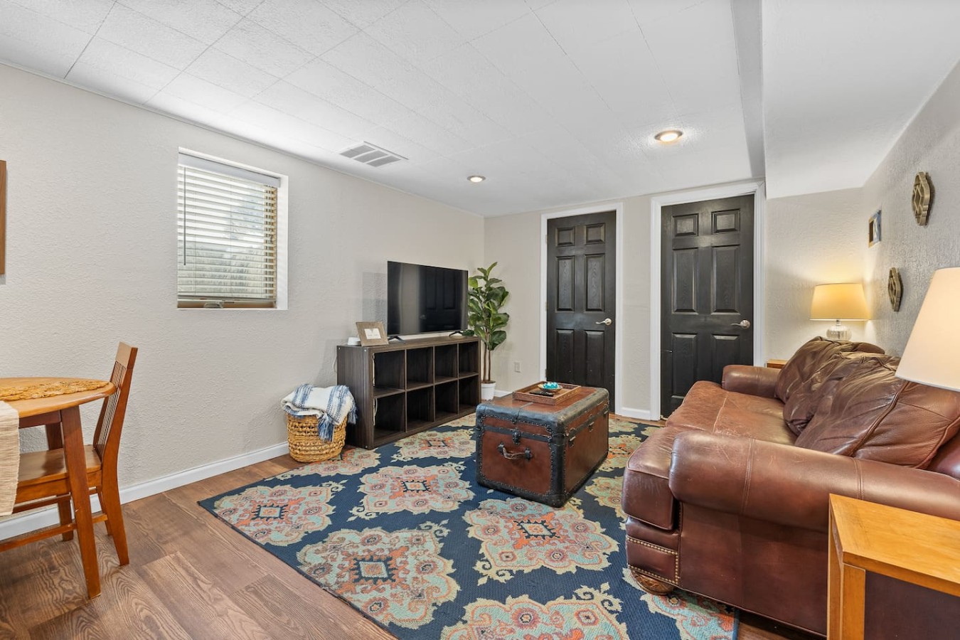 Boho Bliss: 3 Bedroom, Fenced Yard — photo 17