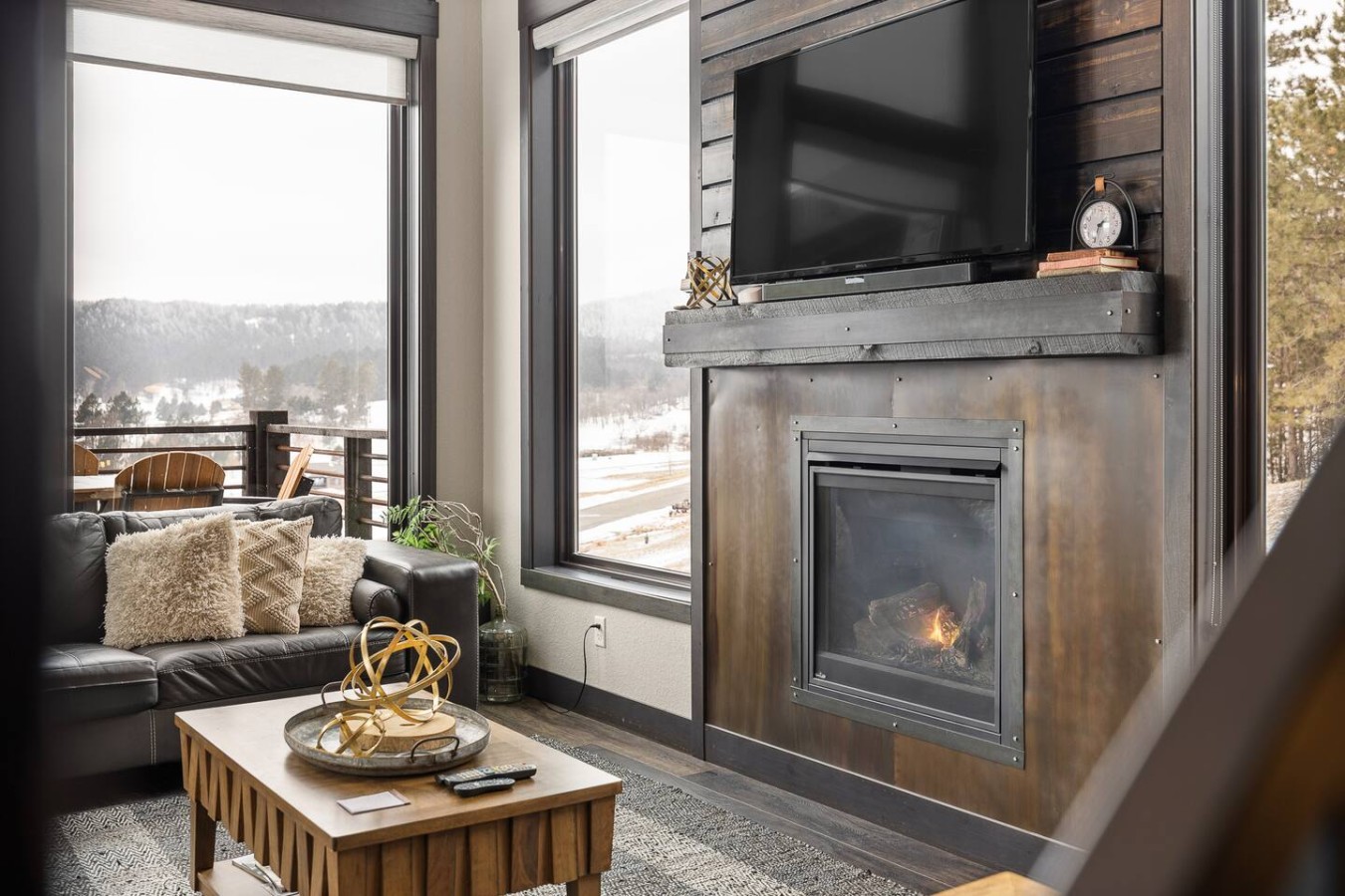 Modern Mountain Retreat — photo 12