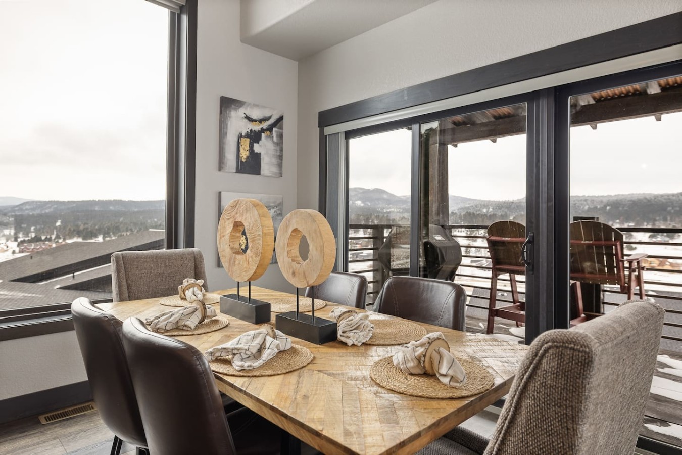 Modern Mountain Retreat — photo 4