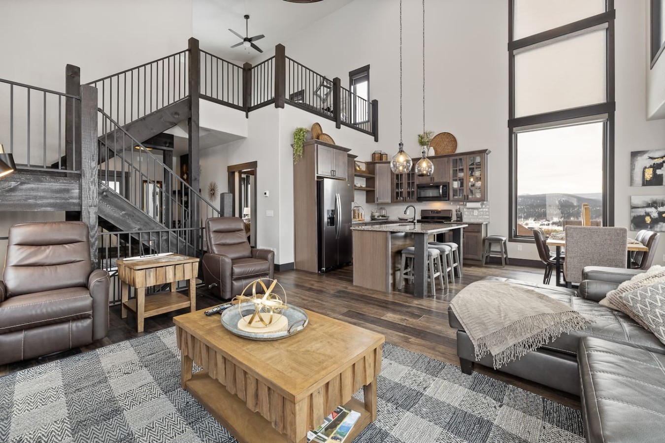 Modern Mountain Retreat — photo 13