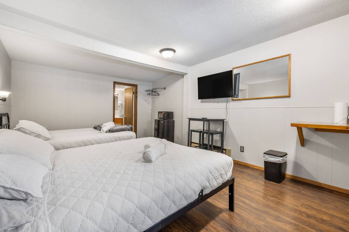 Room 16 – Classic Comfort
