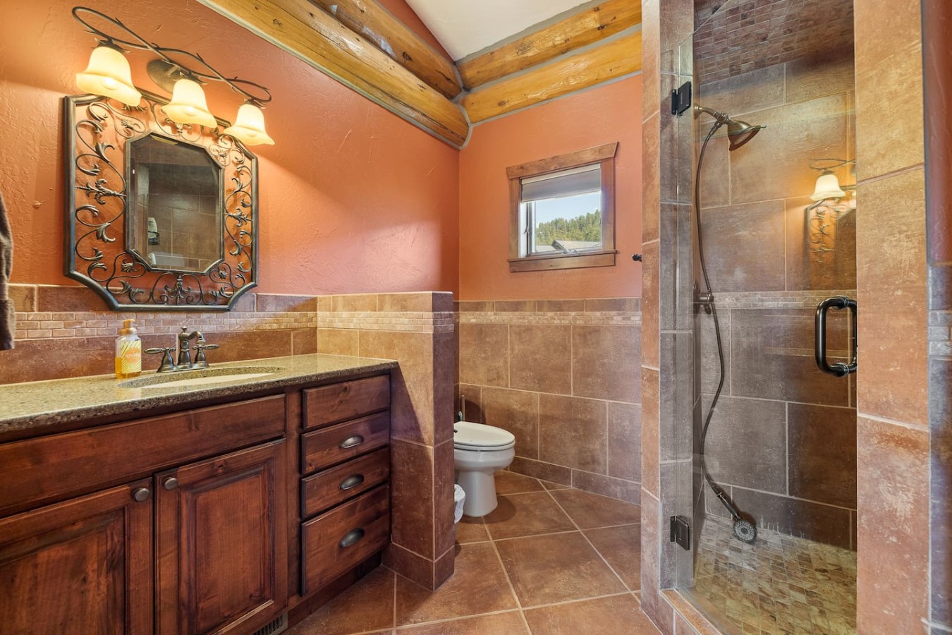 Ensuite Bathroom.