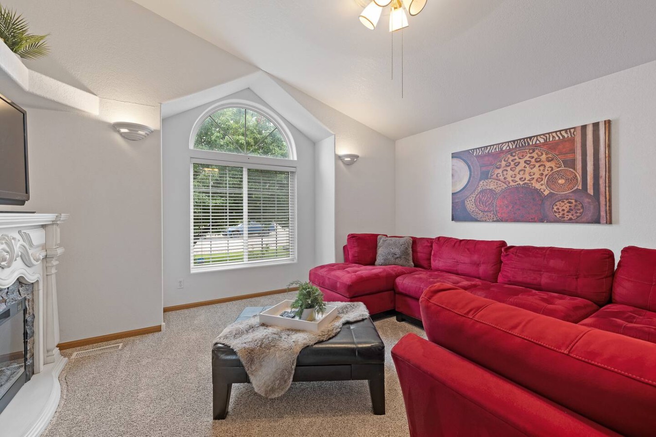 Townhouse, Fenced Yard 2bd 2Bath — photo 8