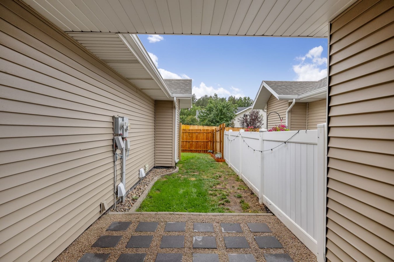 Townhouse, Fenced Yard 2bd 2Bath — photo 26