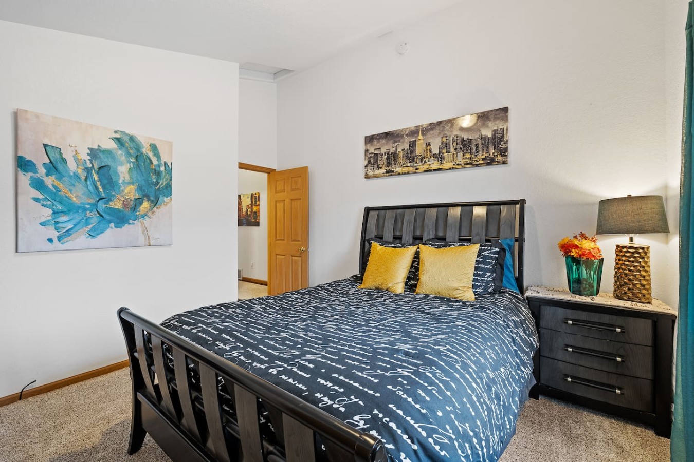 Townhouse, Fenced Yard 2bd 2Bath — photo 11