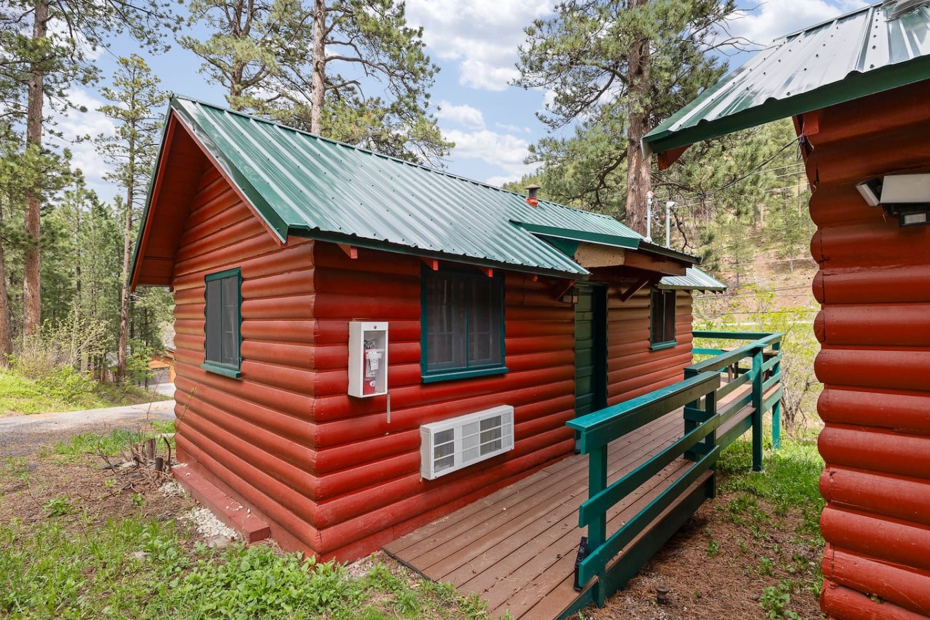 The Pondo: Cabin 8 - Lead, SD