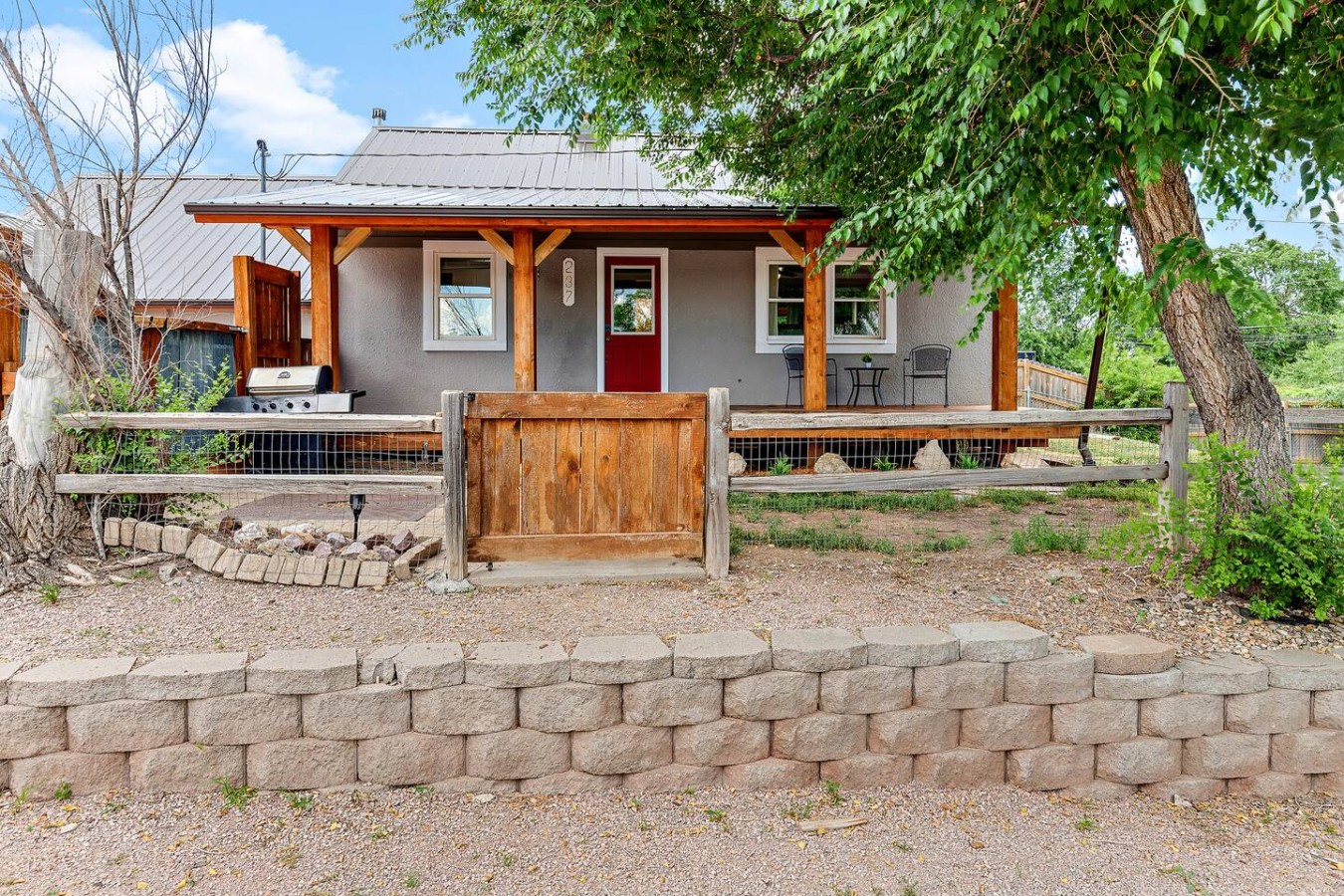 2bedroom 1 bath Fenced Yard — photo 4