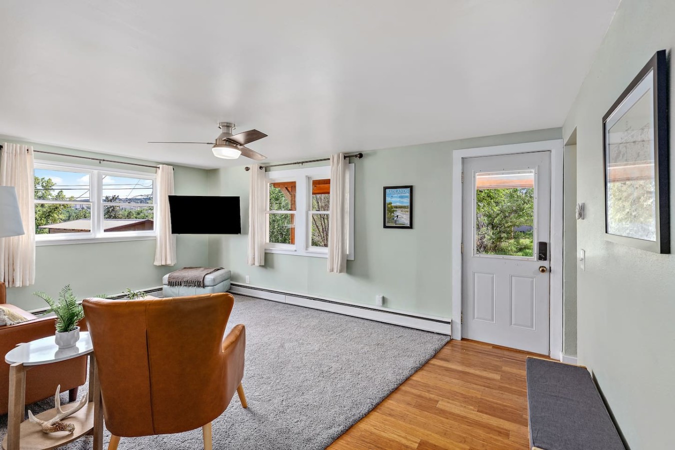 2bedroom 1 bath Fenced Yard — photo 14