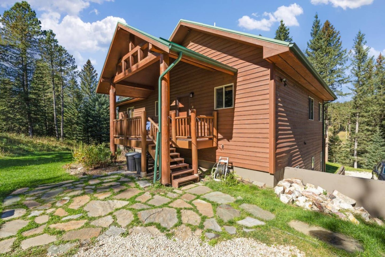 2 bedroom, 2 bathroom, 4 bed, Starlink, Hottub — photo 13