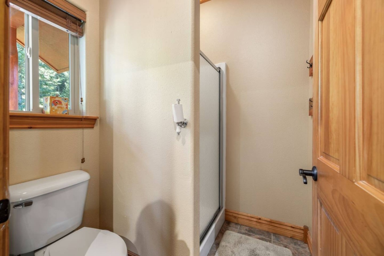 2 bedroom, 2 bathroom, 4 bed, Starlink, Hottub — photo 14