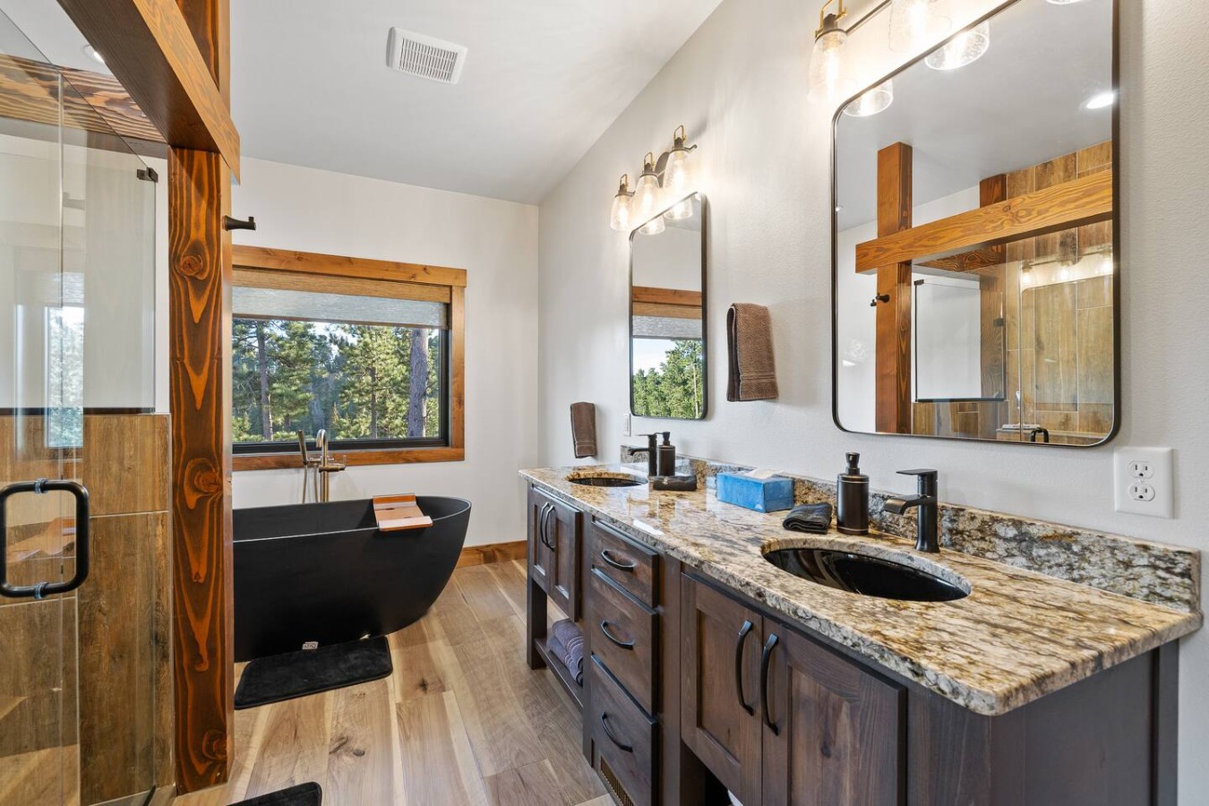 Sleeps 14, Hot tub, OutdoorFireTable, HeatedGarage — photo 38