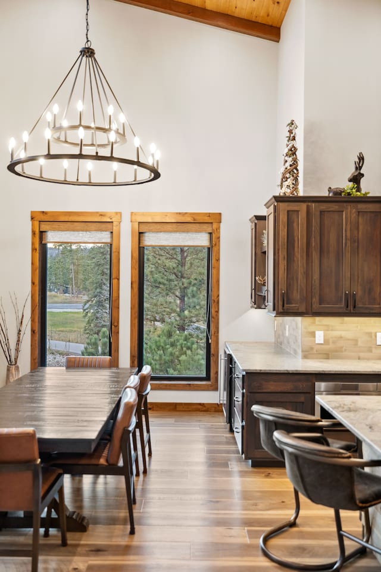 Sleeps 14, Hot tub, OutdoorFireTable, HeatedGarage — photo 67