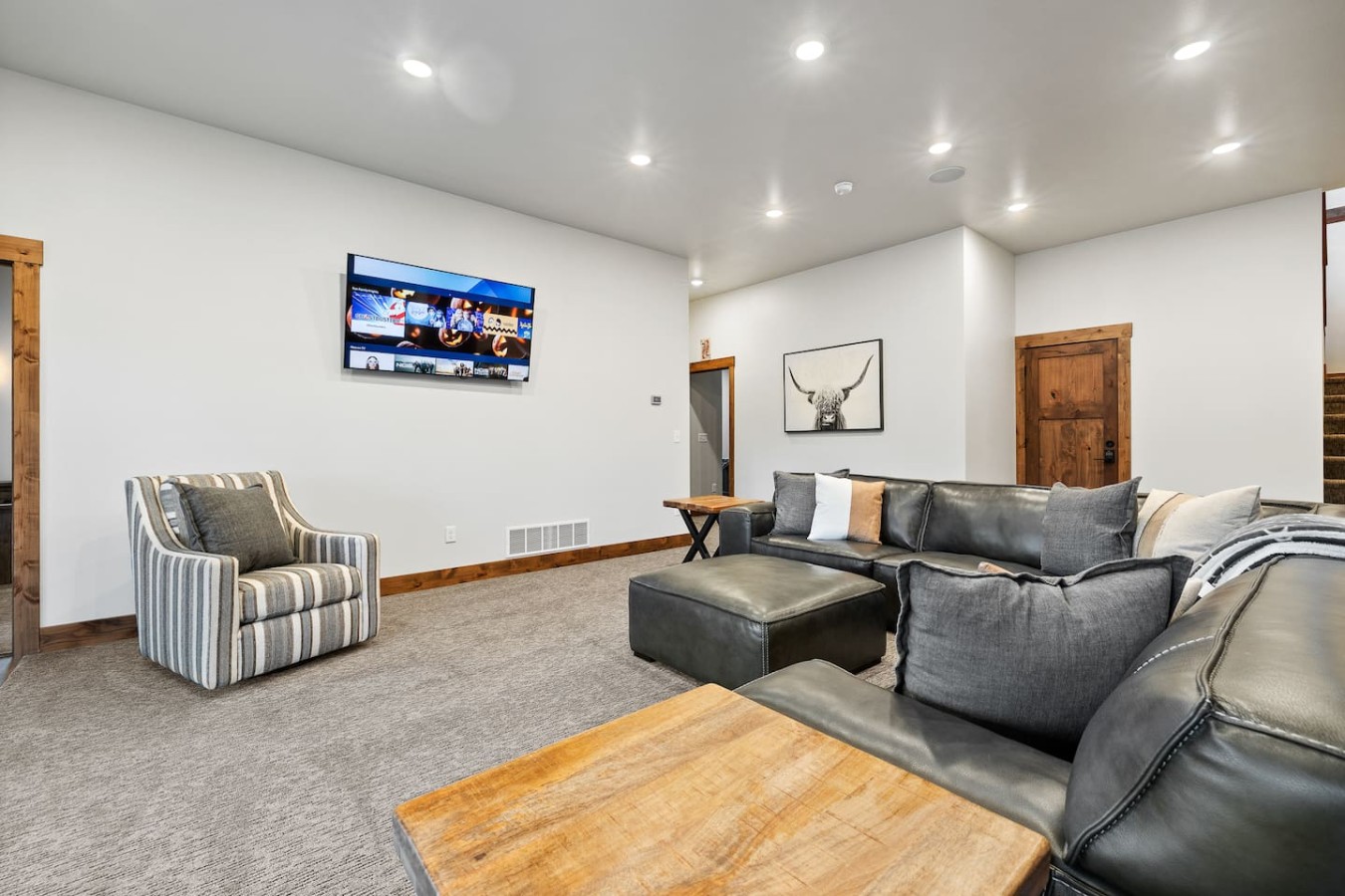 Sleeps 14, Hot tub, OutdoorFireTable, HeatedGarage — photo 49