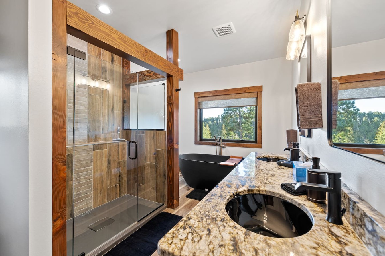 Sleeps 14, Hot tub, OutdoorFireTable, HeatedGarage — photo 35