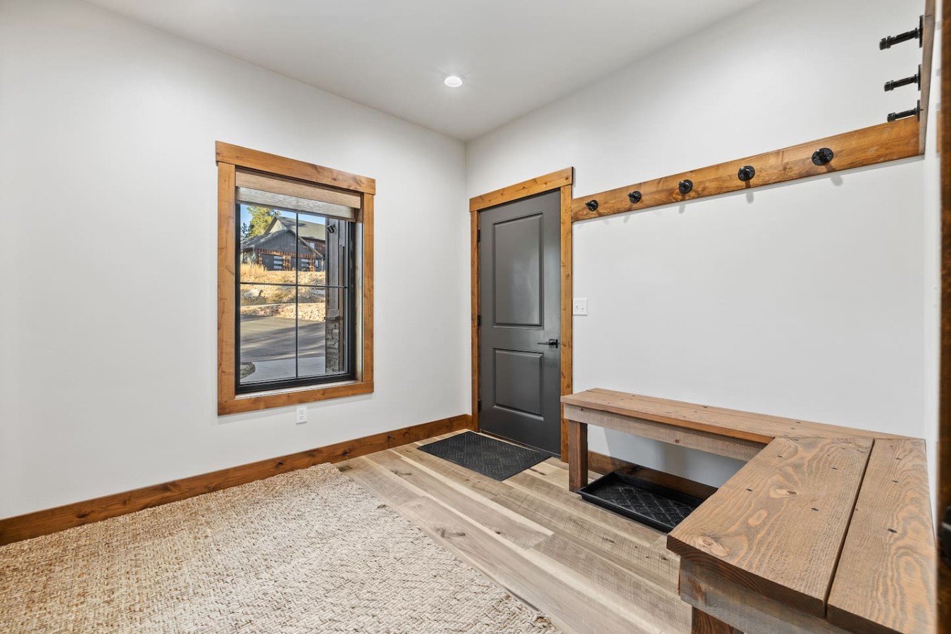 Sleeps 14, Hot tub, OutdoorFireTable, HeatedGarage — photo 40