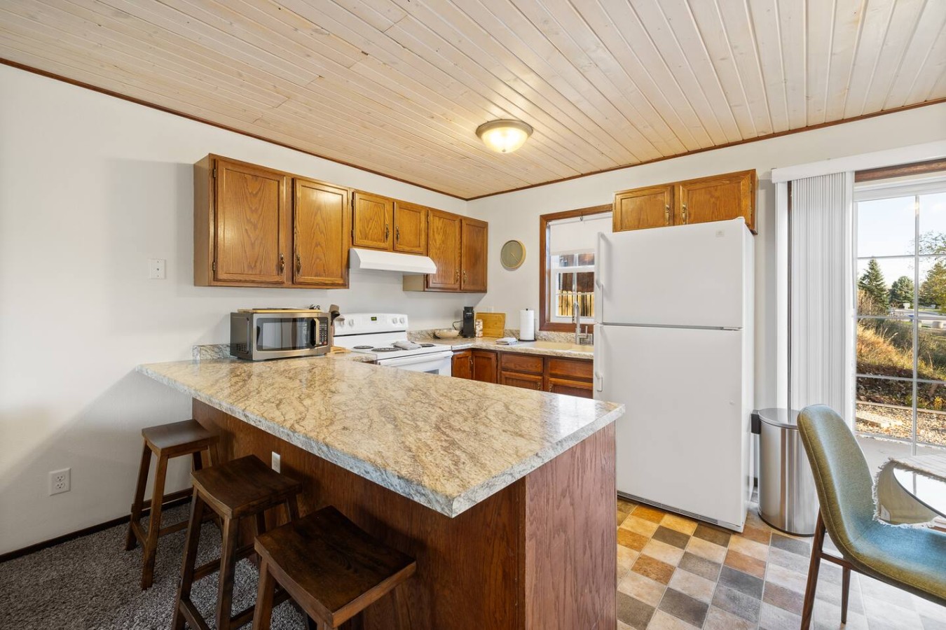 2 bedroom, 1 bath, townhome, west rapid location — photo 11