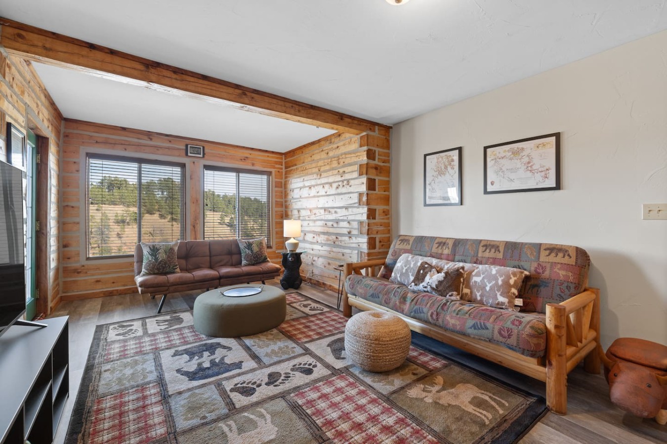 Log cabin on a canyon, panoramic hills, 3 levels — photo 16
