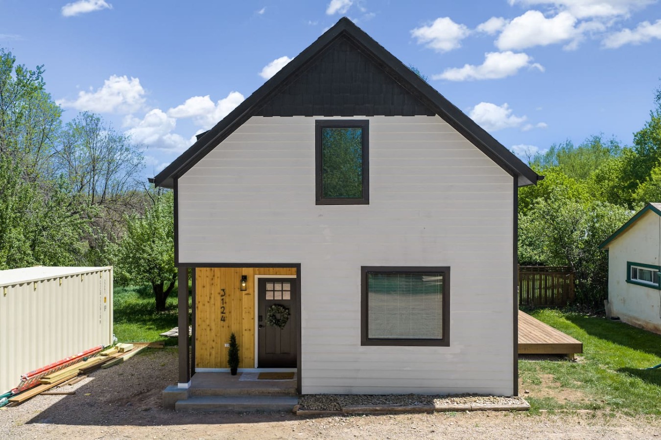 Modern Farmhouse | HotTub + Walk to Crow Peak Brew — photo 40