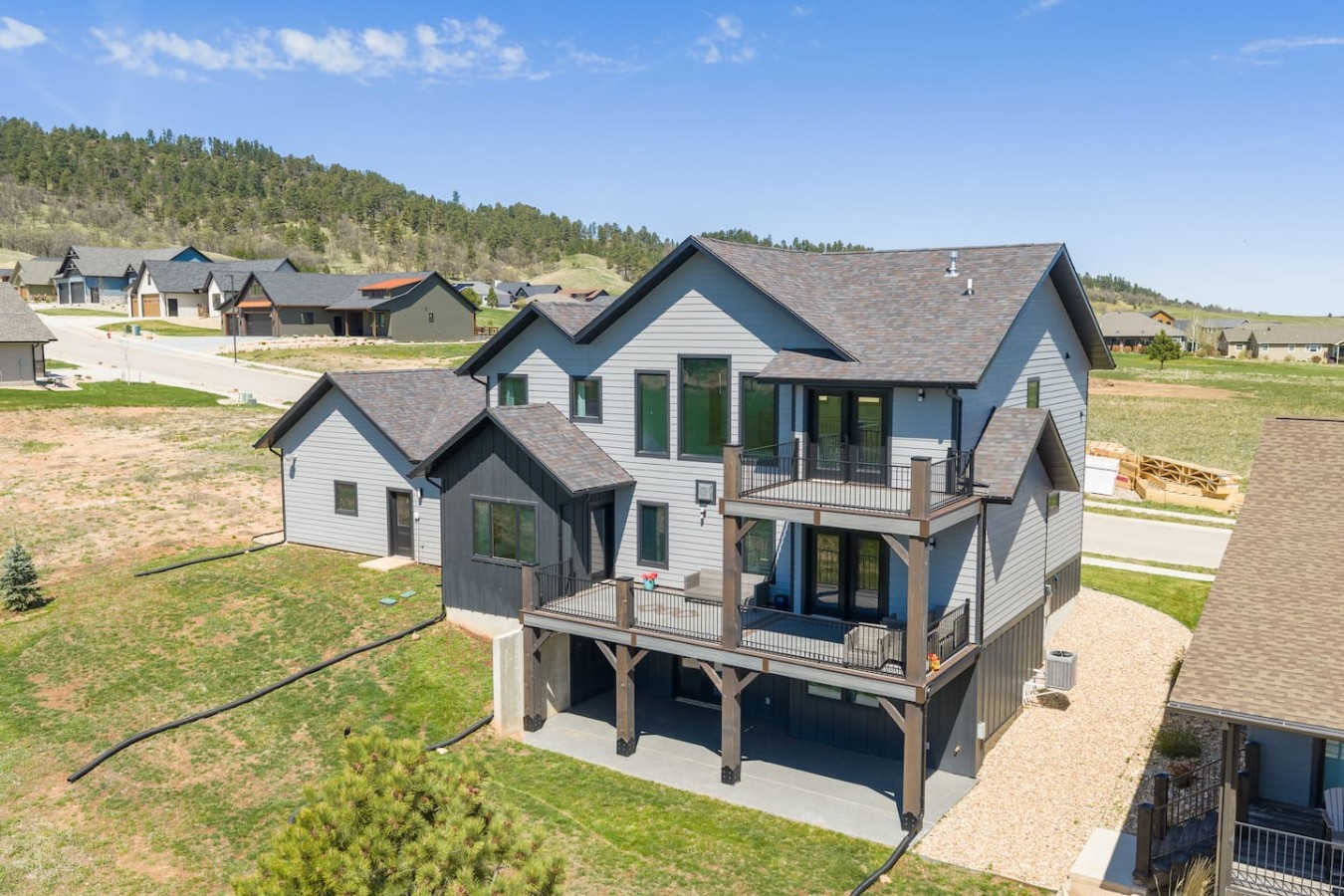 Golf Course, Hot Tub, Arcade + Sauna - Spearfish, SD