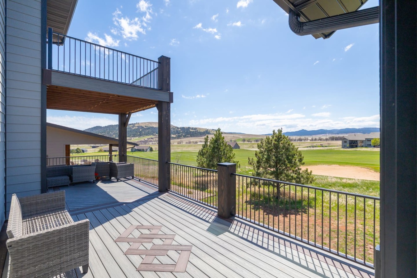 Golf Course, Hot Tub, Arcade + Sauna — photo 40