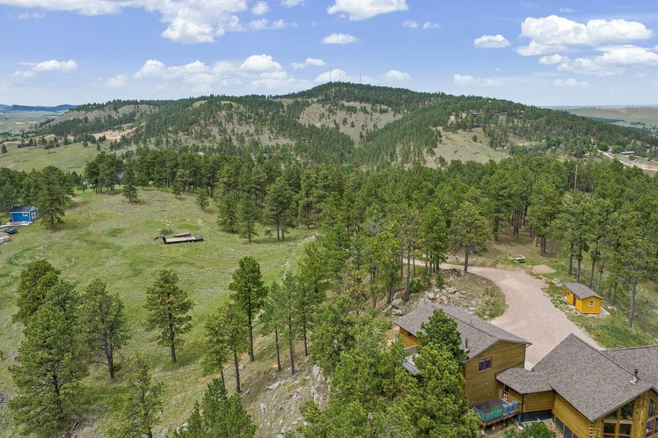 Treetop Guesthouse | Wilderness Feel In Rapid City — photo 4