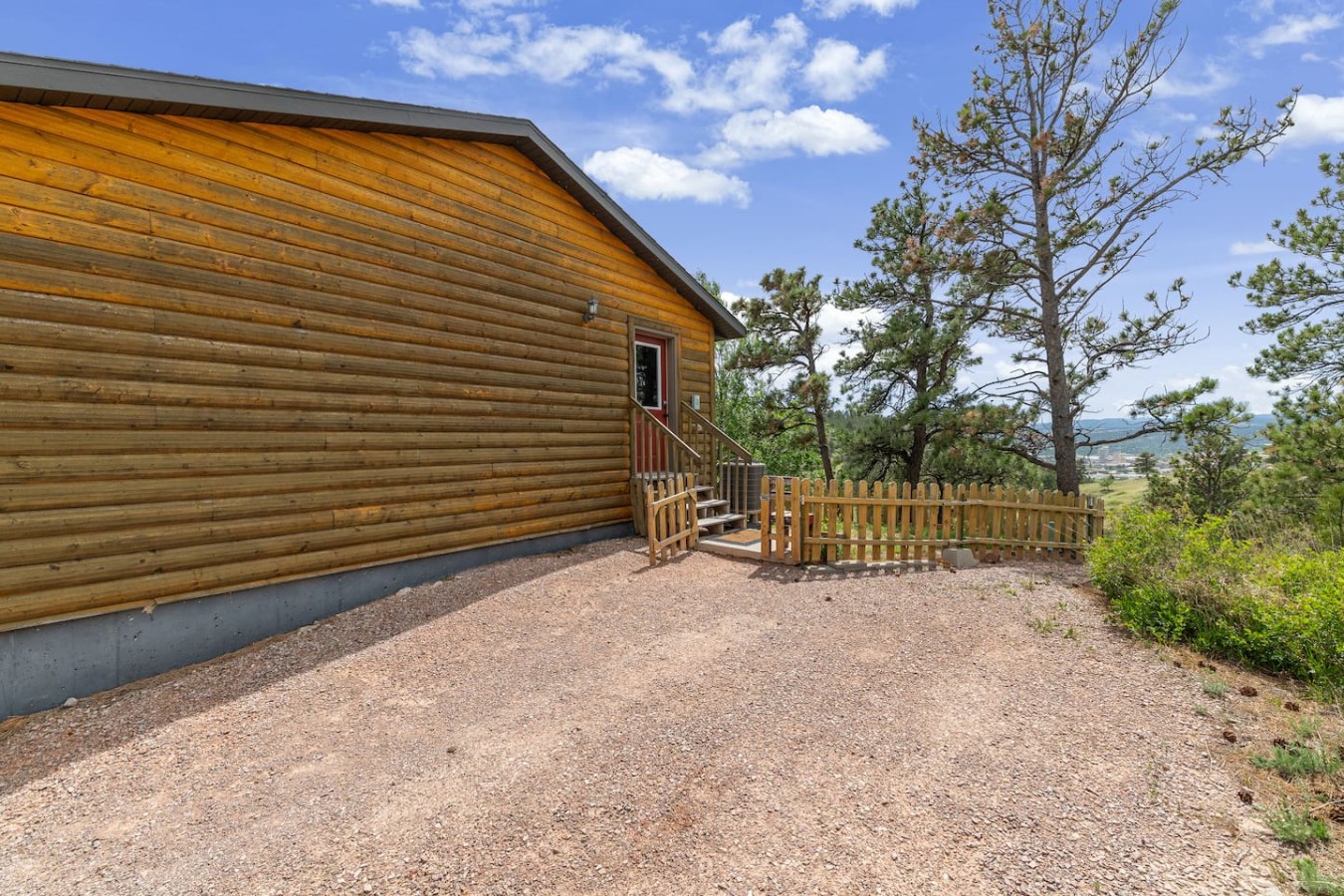 Treetop Guesthouse | Wilderness Feel In Rapid City — photo 19