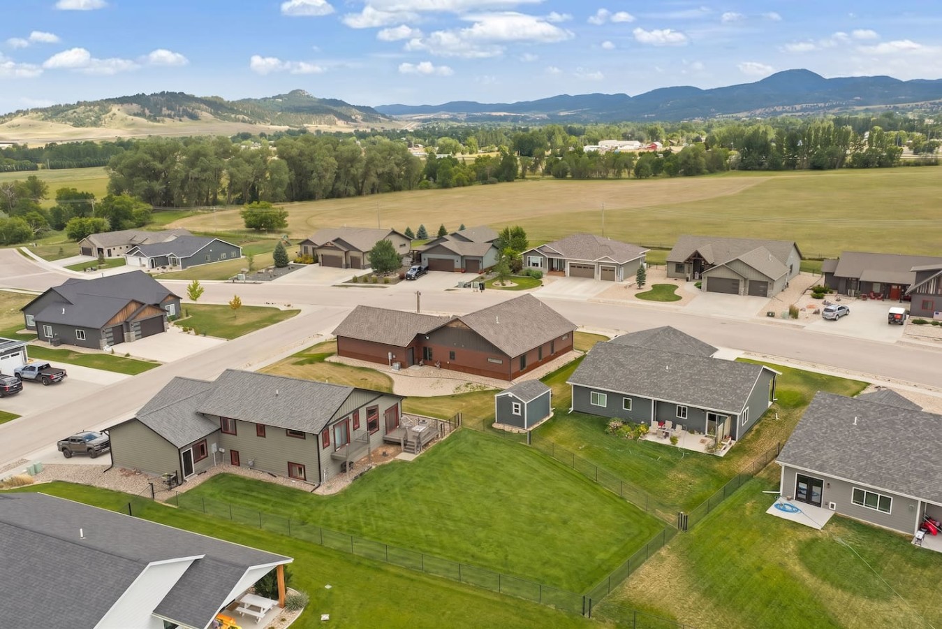 3BR 2BA, Spearfish Retreat, Deck & Fenced Yard — photo 34