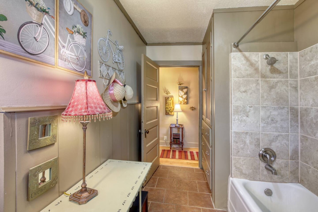 13 beds, Hot tub, flat parking, Terry Peak! — photo 29