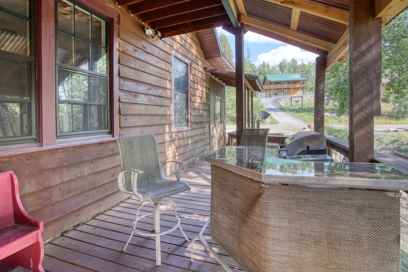 13 beds, Hot tub, flat parking, Terry Peak! — photo 10