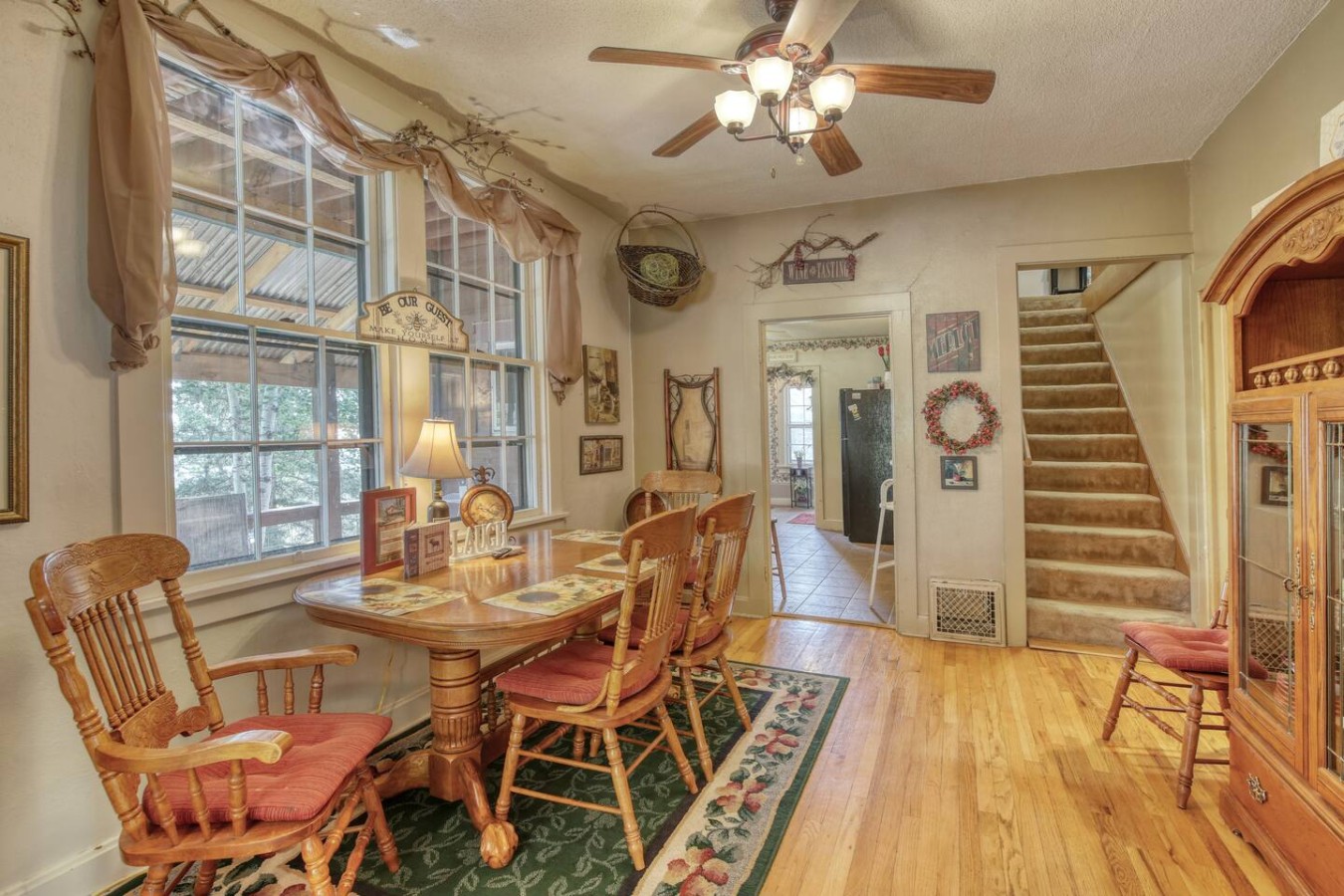 13 beds, Hot tub, flat parking, Terry Peak! — photo 9